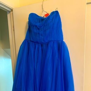 Sleeveless Prom Dress